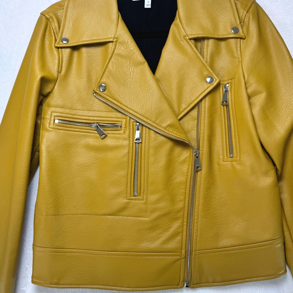 Elizabeth and James Womens Mustard Yellow Faux Leather Moto Jacket Size S - Picture 3 of 4